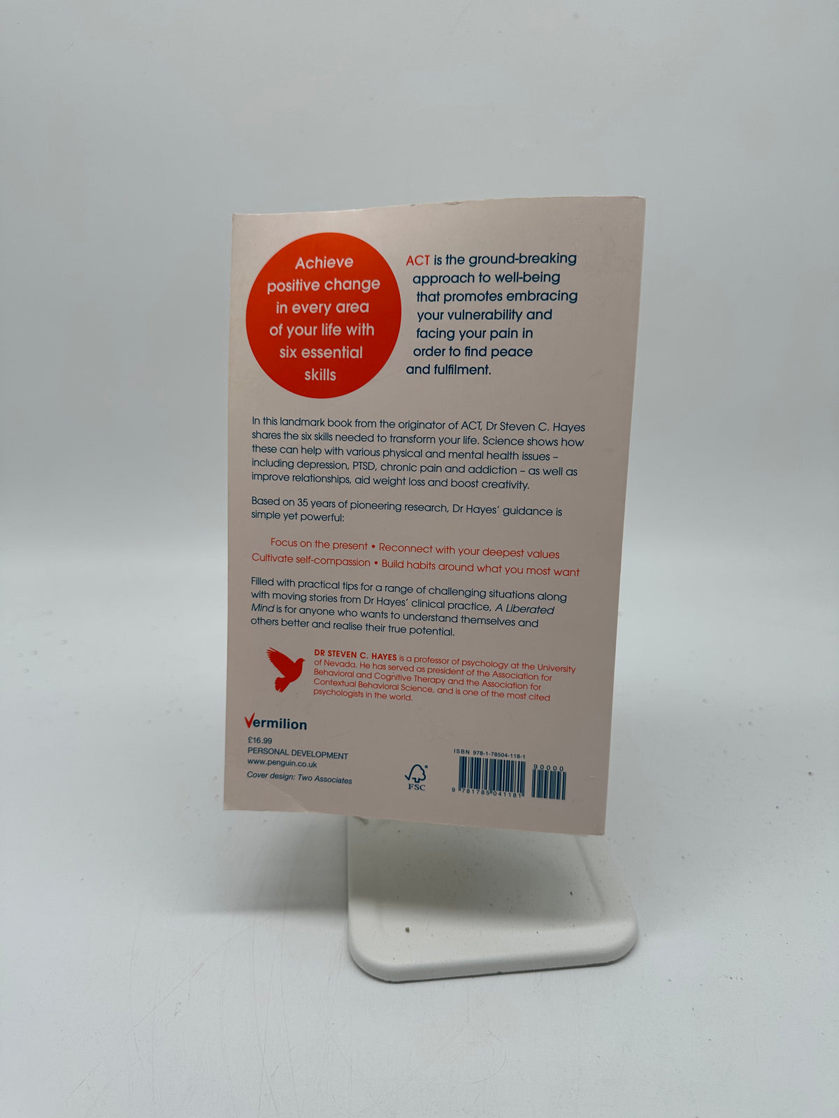 🧠 A Liberated Mind: The essential guide to ACT