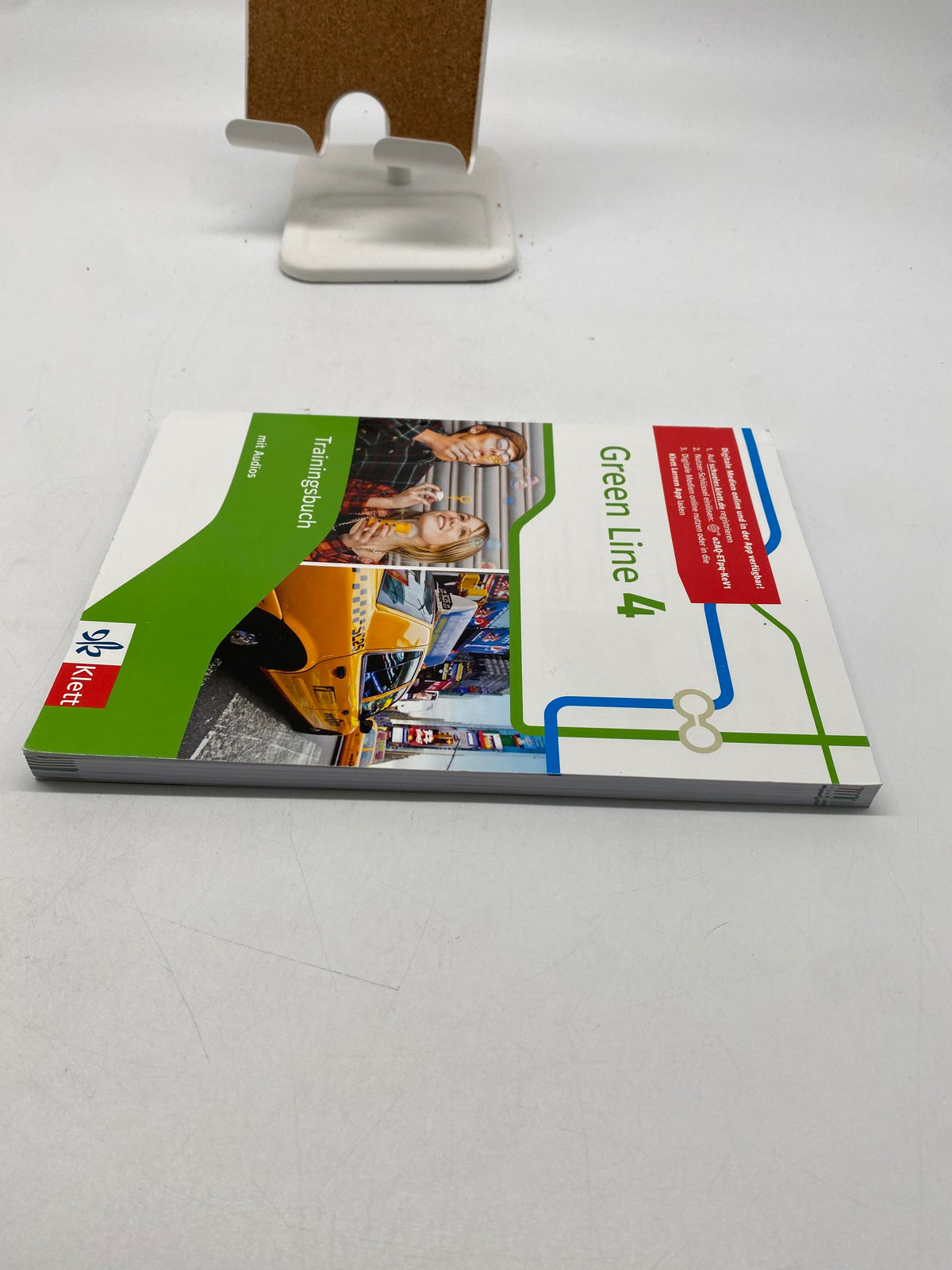📚 Green Line 4: Trainingsbuch mit Audios Klasse 8