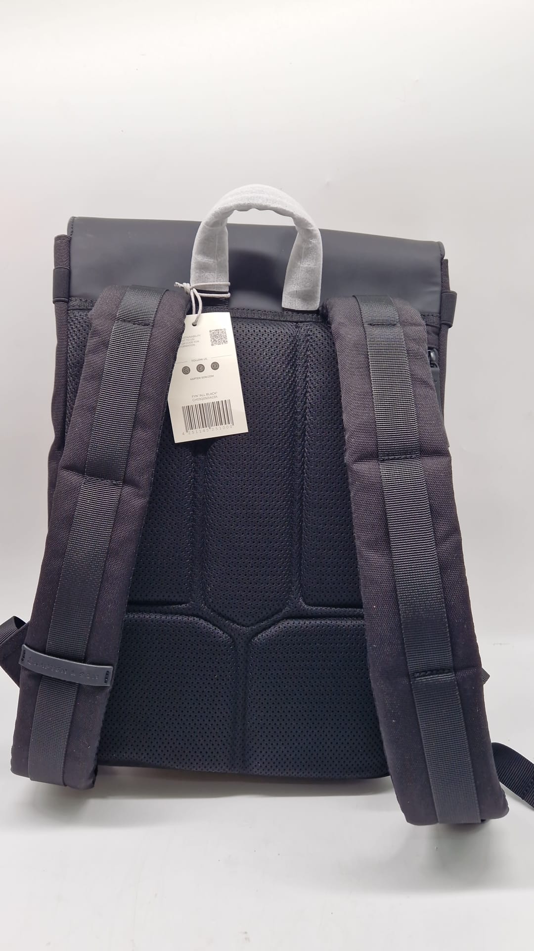 🎒 Kapten & Son Fyn All Black – Rucksack, wasserabweisend, vegan - B-Ware