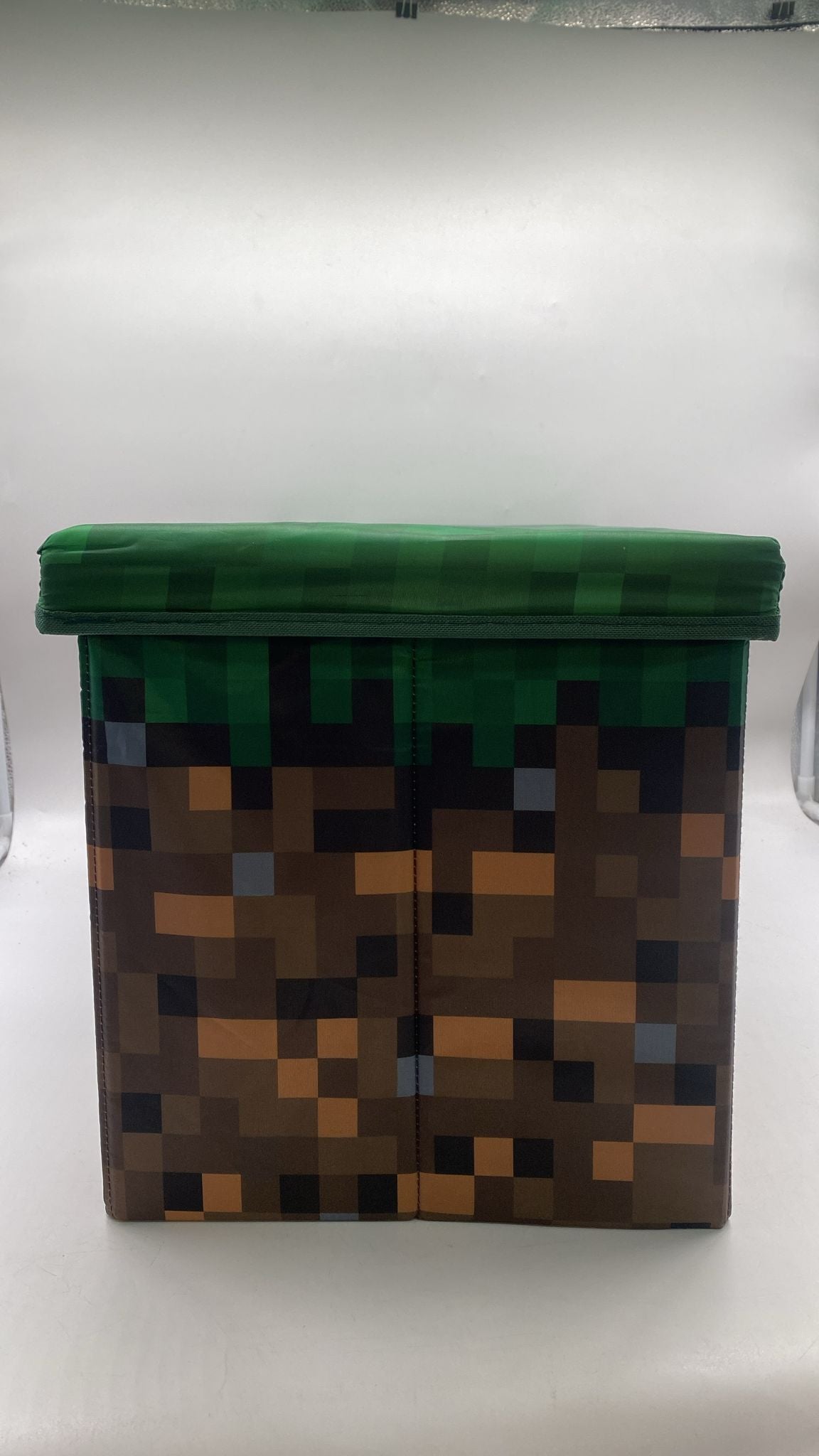 🎮 MINECRAFT Sitz- & Aufbewahrungsbox 60×30×30 cm – Grasblock, faltbar, neu