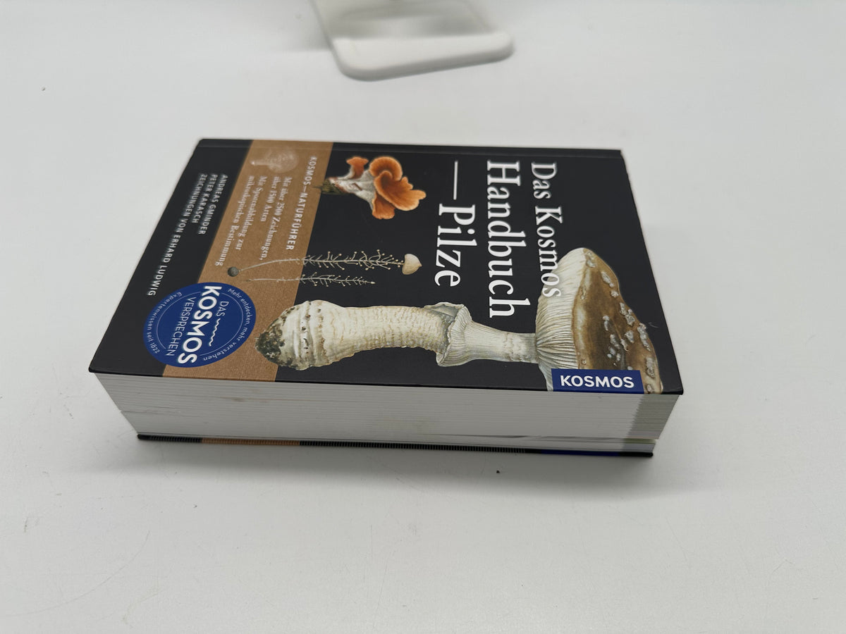 ■ 🍄 Das Kosmos-Handbuch Pilze – Mit über 2500 Zeichnungen, über 1500 Arten