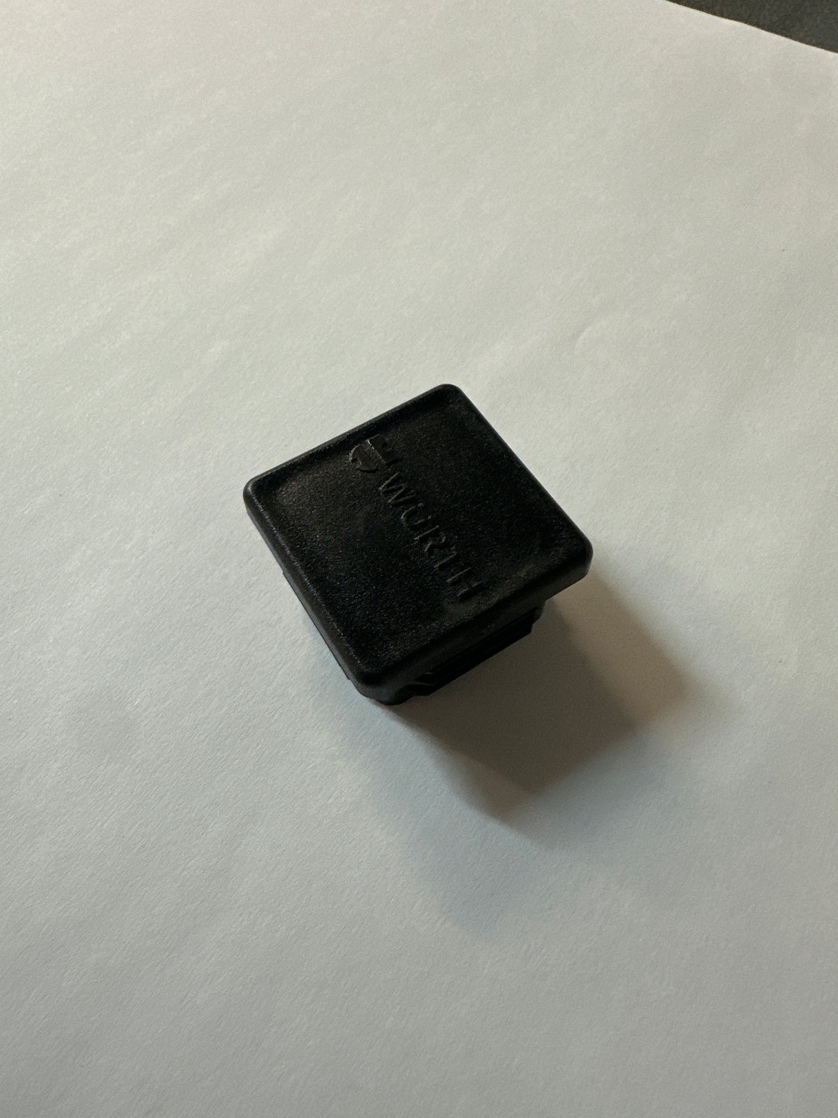 Würth Schienenendstopfen 36 × 36 mm – 1 Stück