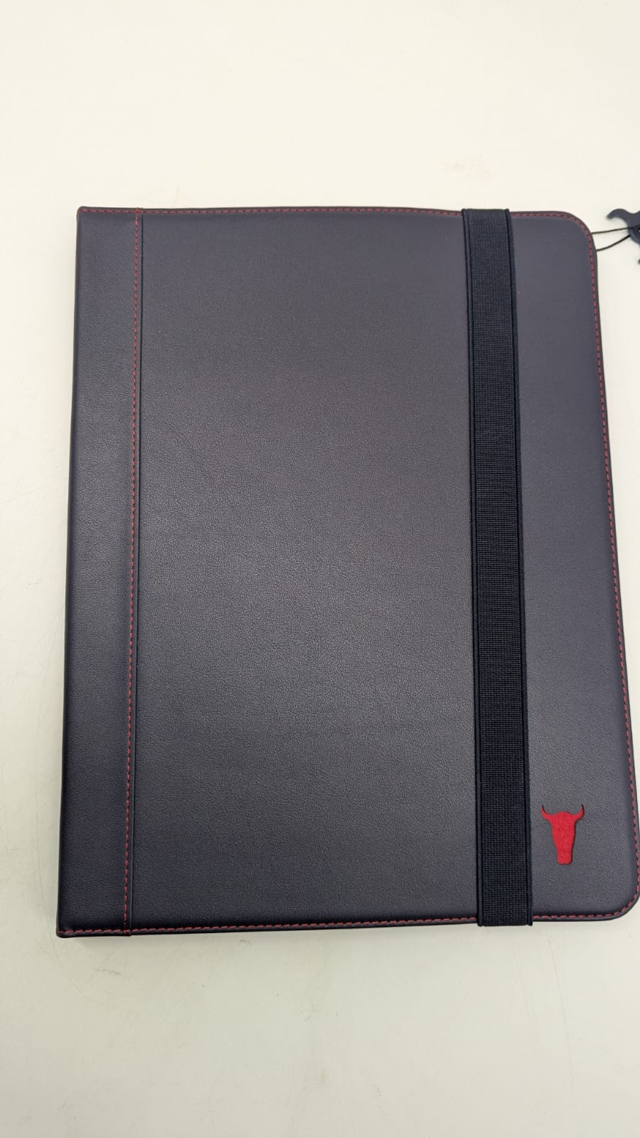 📱 TORRO Lederhülle iPad Pro 13" – Echtleder, Standfunktion,Blau  - B-Ware