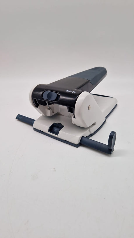 🗂️ Leitz 51800095 Extrastarker Registraturlocher – 65 Blatt, Alu-Druckguss - B-Ware